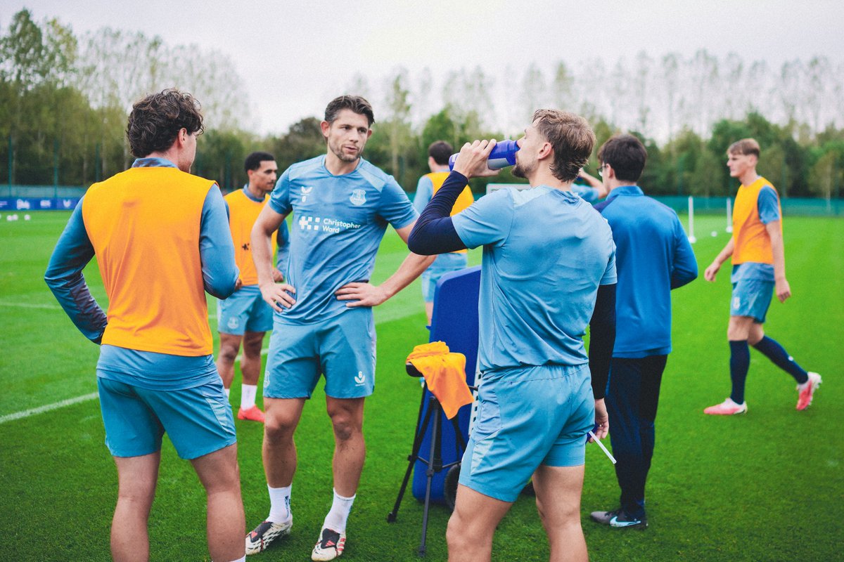 Everton's tweet photo. No letup at Finch Farm. 💪 https://t.co/dKvnYDXO2c