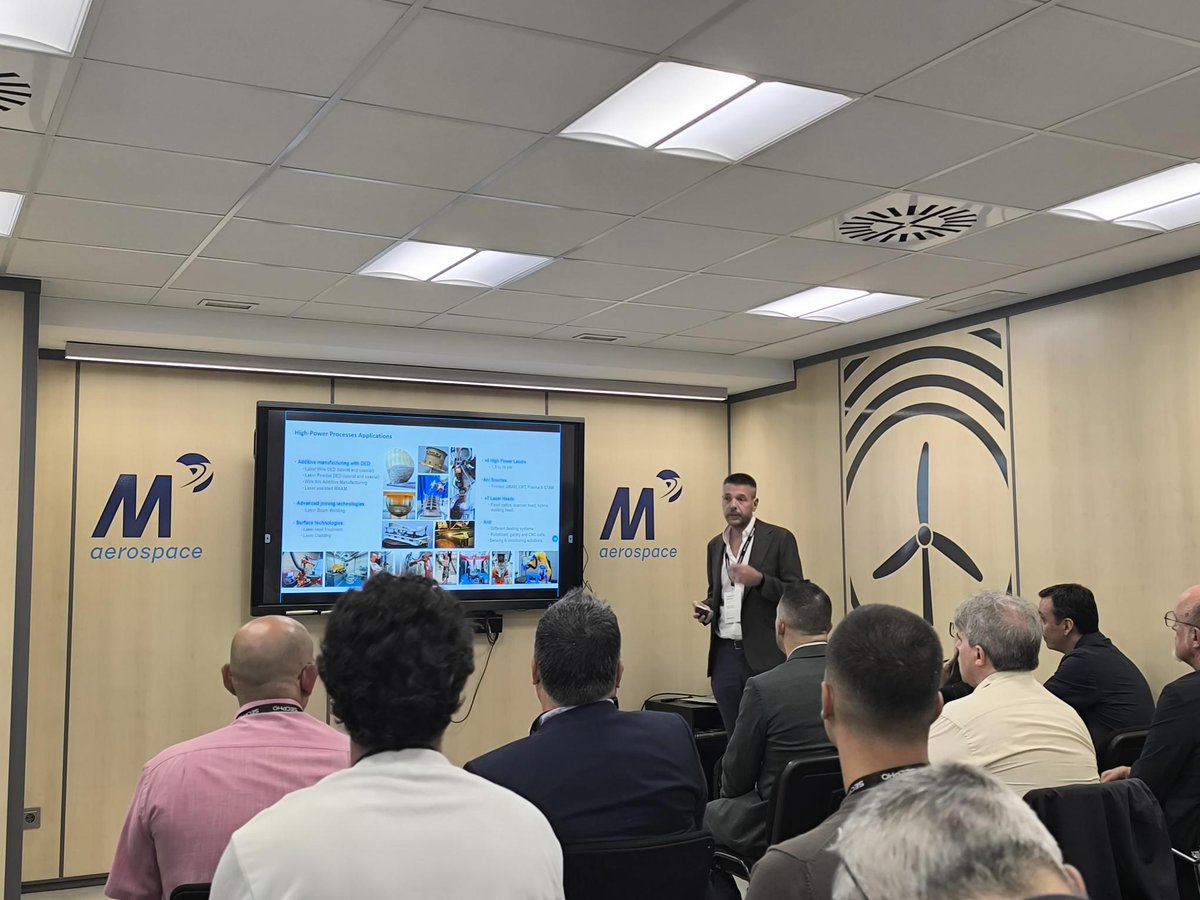 aimenct's tweet photo. 📍Hoy 2 compañeros están en Pamplona para asistir al @secpho SUMMIT.

#AIMEN participa en esta cita en la que #SECPHO reúne startups, pymes, grandes corporaciones, universidades, inversores y centros tecnológicos, que impulsan la nueva ola del emprendimiento industrial en España. https://t.co/GtcvJAjbwX