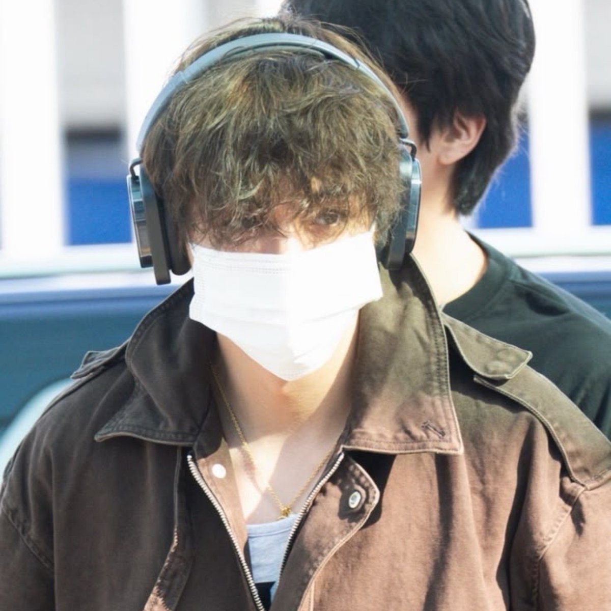 thvnewl's tweet photo. 🚨 KIM TAEHYUNG’S NEXT-LEVEL GLOBAL IMPACT 🇬🇧🇰🇷🔥

​For the first time, BTS’s V (Kim Taehyung) leads a multi-million dollar global campaign for Nothing’s flagship audio devices

​Top music producers and artists across the global Pop, Hip-Hop, and Rap industries are turning to Nothing for peak audio performance, and having Taehyung as the global face reinforces his elite position at the intersection of music, fashion, and tech

​Kim Taehyung’s aesthetic vision, unmatched prestige, and incredible market influence continue to set global standards. Legendary moves only

​V IS COMING
#TaehyungXNothing #NothingEar #KimTaehyung #V