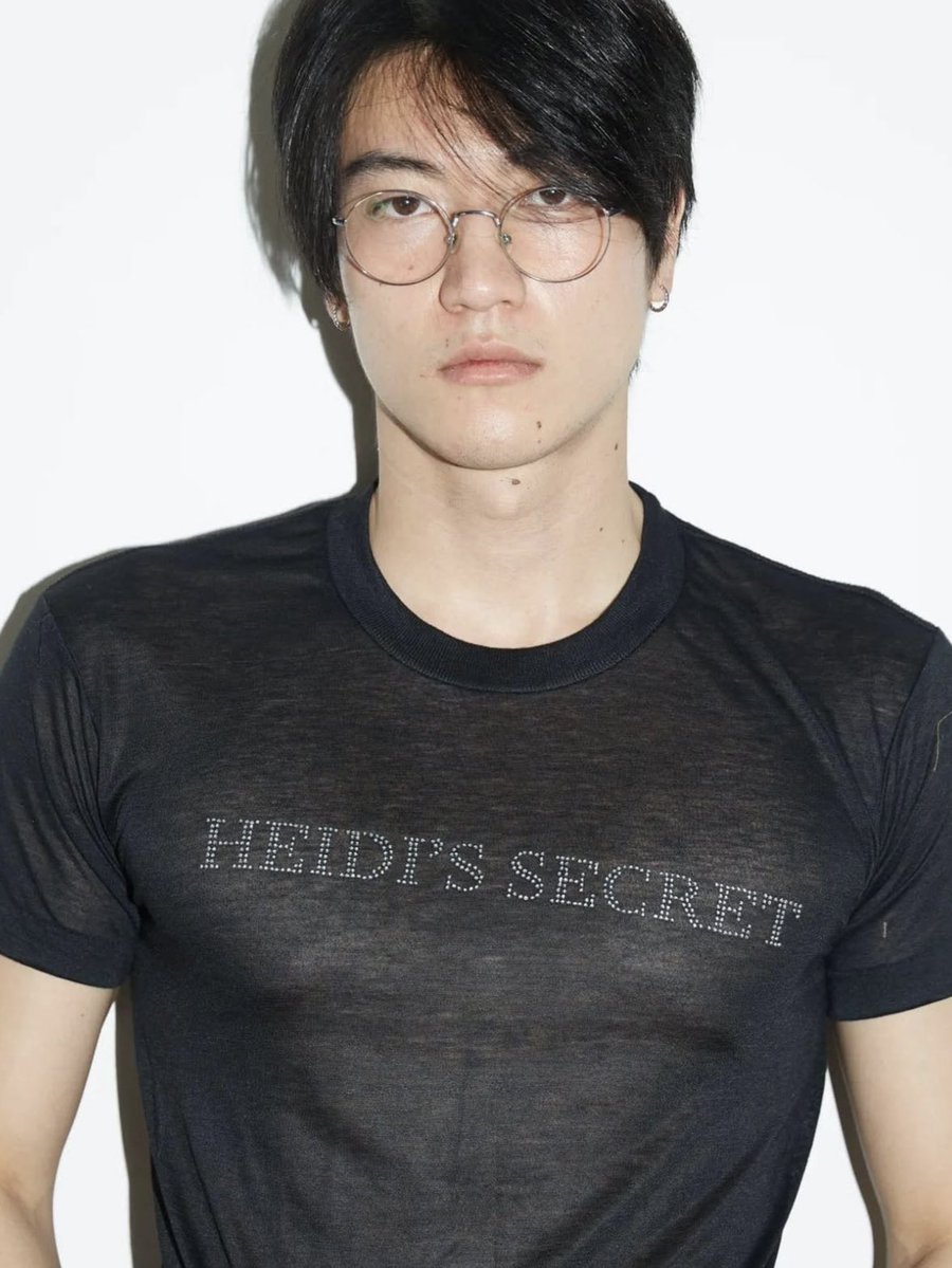 novemperson's tweet photo. heidi’s secret ยืนยันแล้ว 😭😭😭 elle fashion week thailand ปีนี้มี อินจักร 😭😭😭
(( พี่อินโหมด model กลับมาแล้วว 💘 ))

#innjkrsn 💌 https://t.co/mcfvFB1cF4