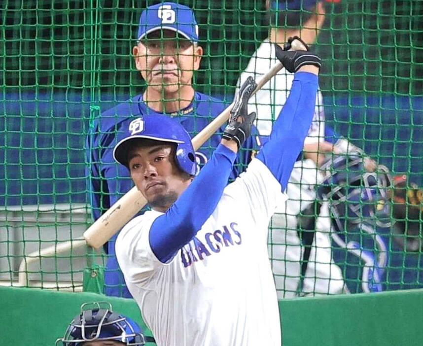 gnomotoke's tweet photo. 【中日】ブライト健太が戦力外…21年ドラフト1位　今季は出場5試合で打率0割7分1厘（スポーツ報知）-Yahoo!ニュース https://t.co/qhsgKcXHZF

中日は30日、辻本倫太郎内野手、ブライト健太外野手に来季の契約を結ばないことを通達したと発表した。 https://t.co/vTzHZ6cgXH