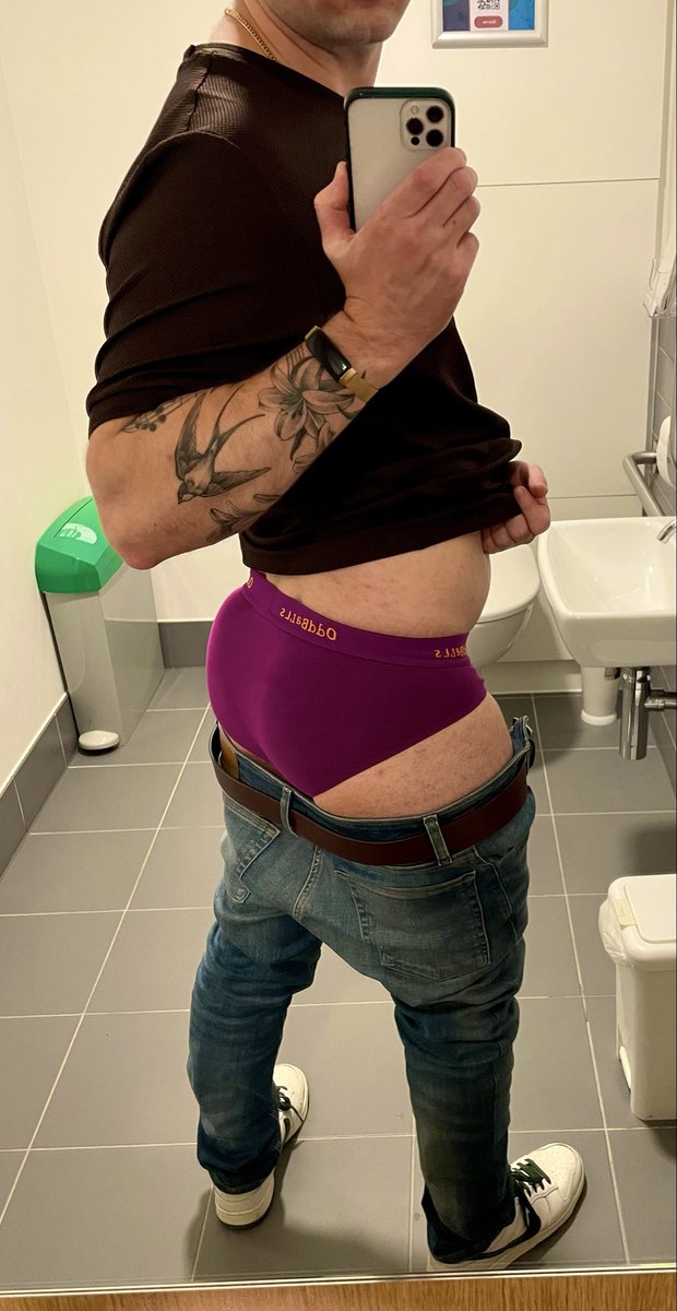 whatthealt_'s tweet photo. Is the front or the back the better angle? https://t.co/reOGMbI7Ib