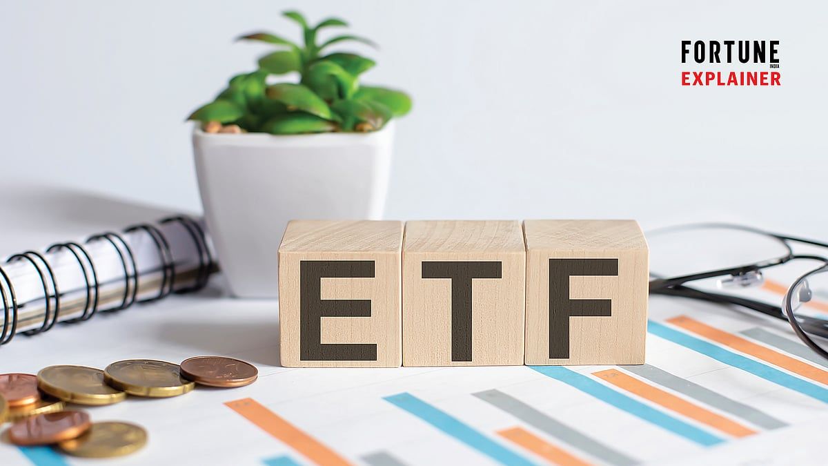 SumedhaFiscal's tweet photo. New ETF trading norms aim to strengthen price discovery, standardise trading processes and improve settlement mechanisms across the market.

Read more: https://t.co/HU2P0al8At @FortuneIndia 

#ETF #CapitalMarkets #MarketInfrastructure #FinancialMarkets https://t.co/1d4uxOyGXu