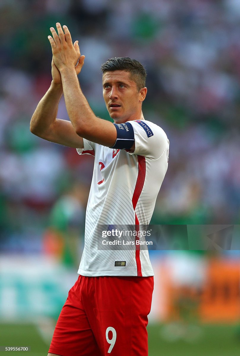 atomicyaoist's tweet photo. boy why u so teary #lewy https://t.co/cQQdwlopOx