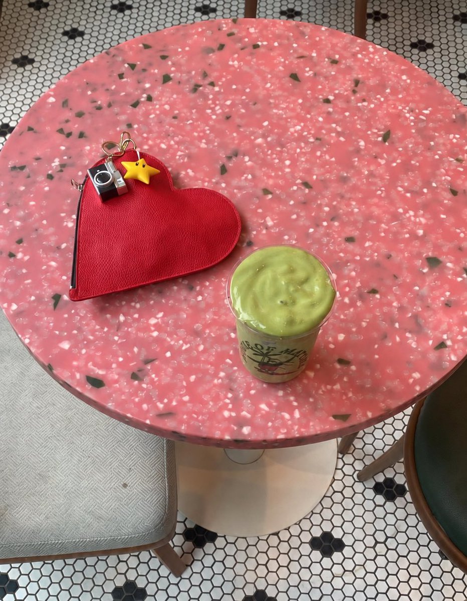 inlli4's tweet photo. عشوائيات السفر🤎👩‍❤️‍👨🌸☕️ https://t.co/IREMxXc0ln
