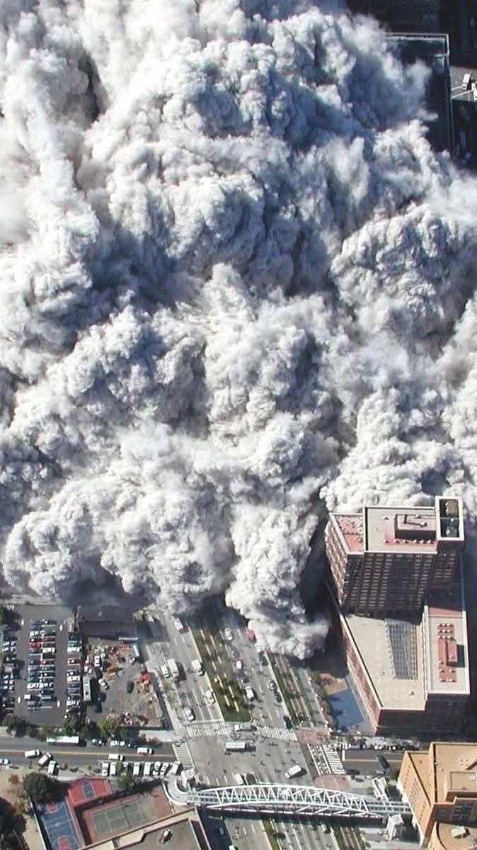 Daytobehappy's tweet photo. Today is September 30th and New York City has forgotten 9/11 but we never will! https://t.co/ZpLOWvLM8p