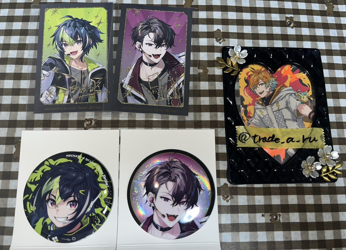 trade_a_ru's tweet photo. 【交換】にじさんじ MECHATU-A めちゃつえー 1st LIVE Over Drive! ランダムカード ランダム缶バッジ

【譲】1枚目
【求】2、3枚目〇
(缶バッジは各1求)

🌱郵送交換のみ
🌱まとめて交換いただける方優先

検索からもお気軽にお声掛けください。 https://t.co/ysGMNxUszp