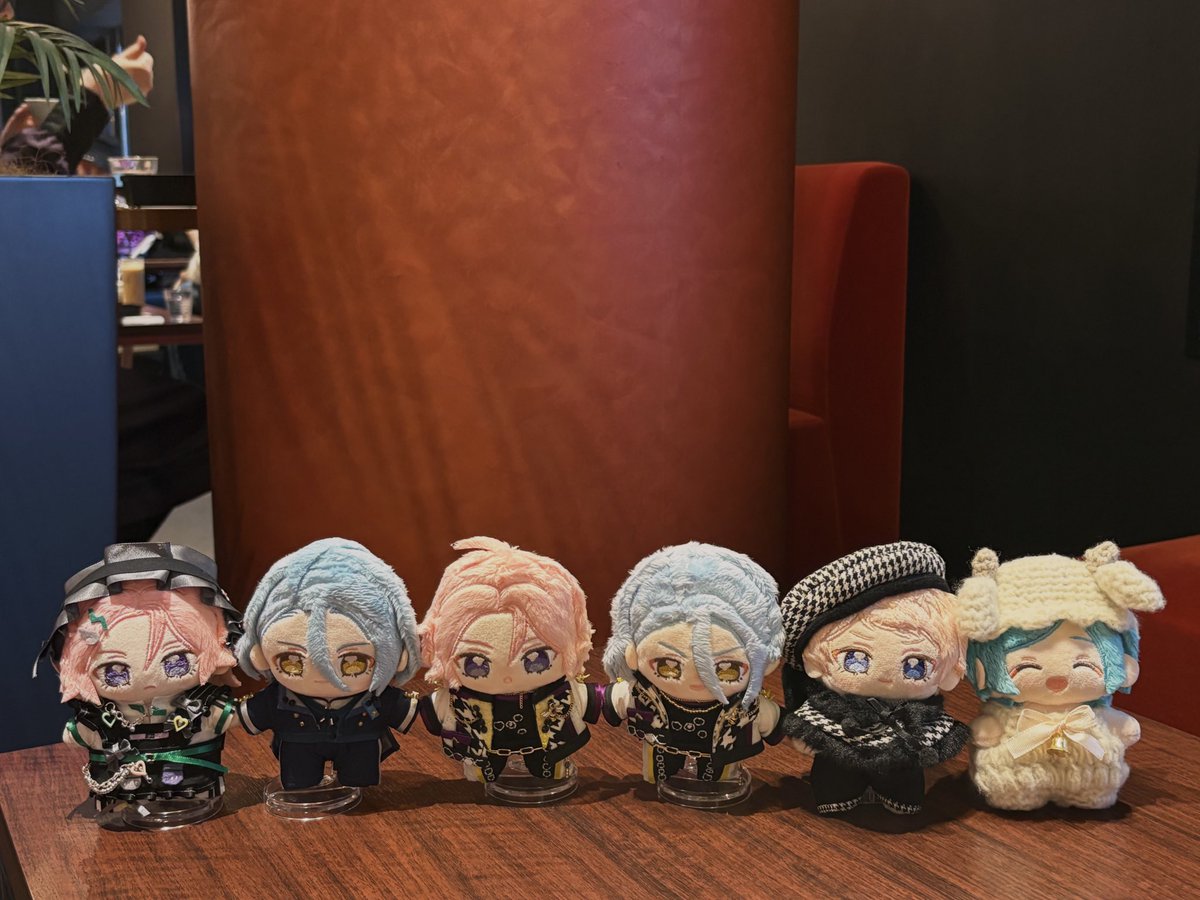 necomusumenui's tweet photo. 3つ子なつぬくん❤️
キキララ'sでも写真を撮ってもらいました🩷🩵 https://t.co/Z5gplXkj9Y