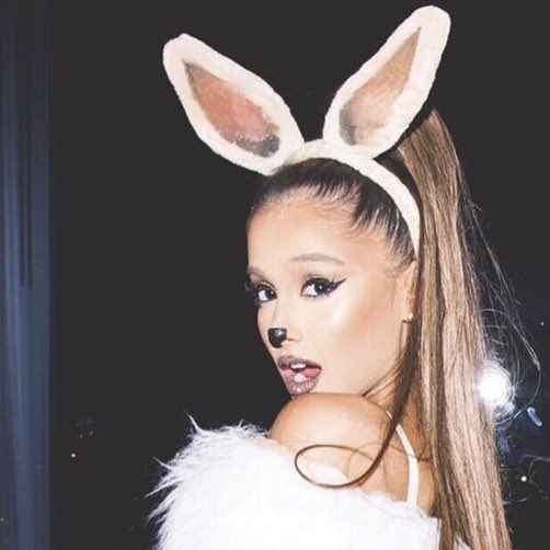 arianagrandebr's tweet photo. eu quando gosto muito de alguma coisa https://t.co/ASeqX6stKv