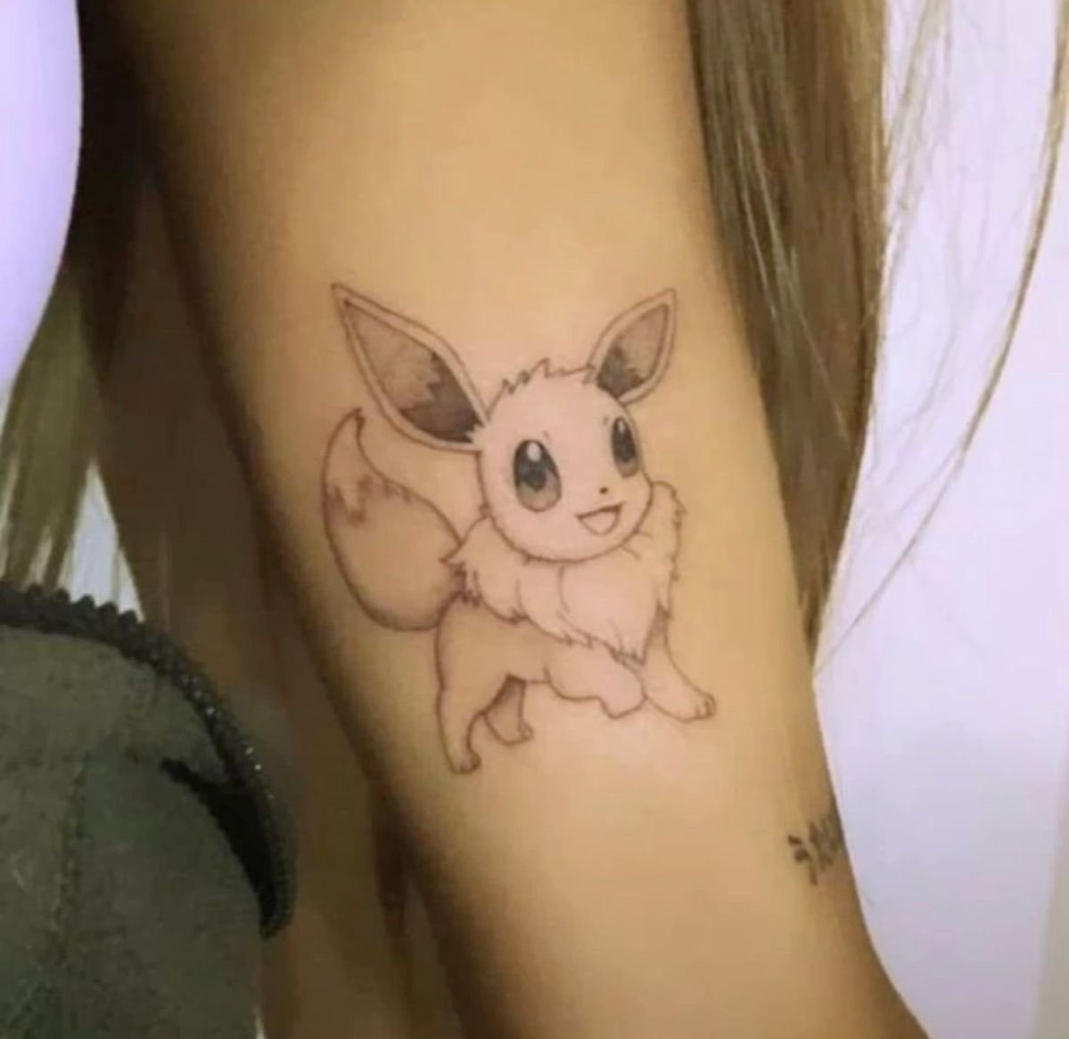 arianagrandebr's tweet photo. eu quando gosto muito de alguma coisa https://t.co/ASeqX6stKv