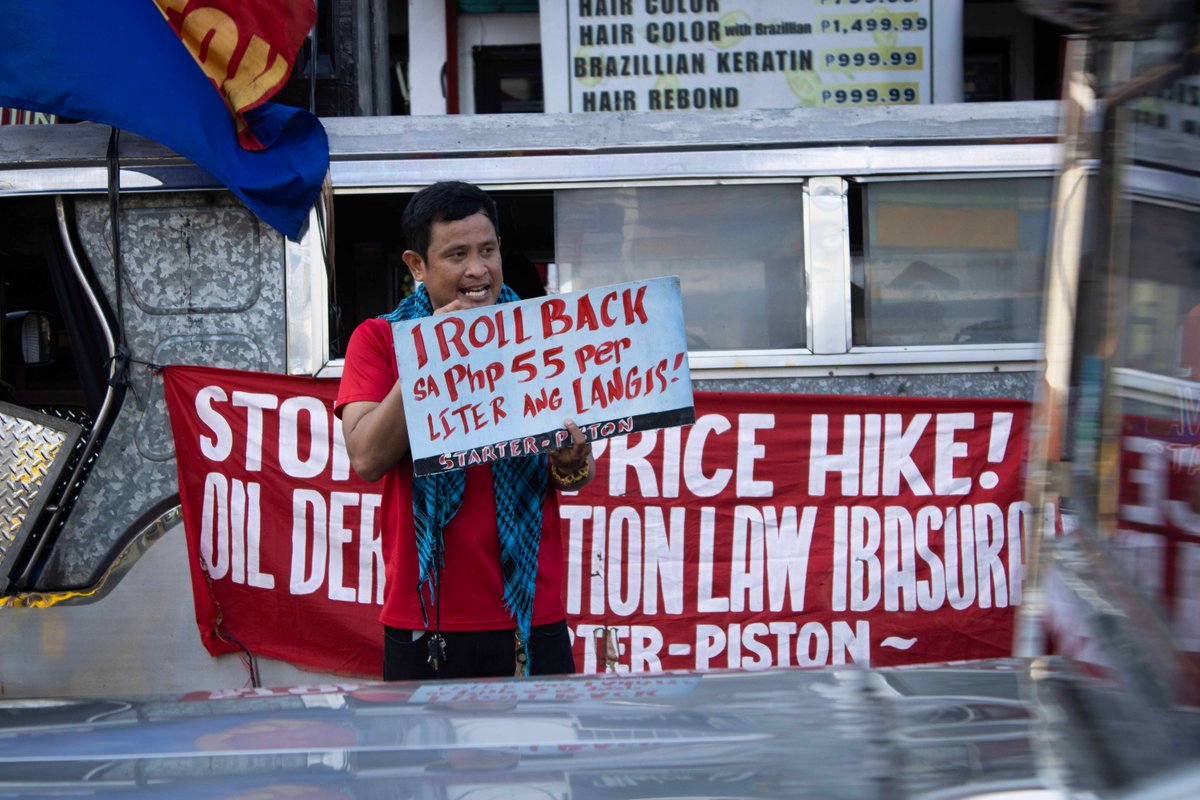 rapplerdotcom's tweet photo. Transport group Starter Piston holds a second and final day of transport strikes in Biñan City, Laguna, on Wednesday, September 30.

The group calls on the national government to repeal the oil deregulation law and remove the value-added tax and excise tax on petroleum products and basic necessities. Photos by Rhen Peñada/Rappler