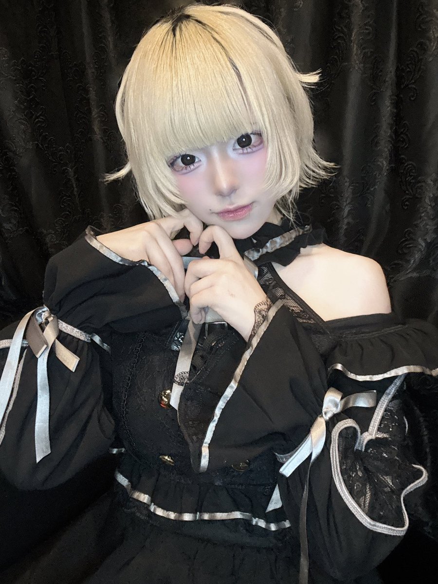 Nosh_4n's tweet photo. @hinano_o6 最近おーぷんしたでびきゅあのあしゅです❕
システムプロフィールに貼ってます₍ ᐢ. ̫ .ᐢ ₎🎶
良かったらどうですか(՞っ ̫ _՞)💫 https://t.co/dhqT6eu6wR