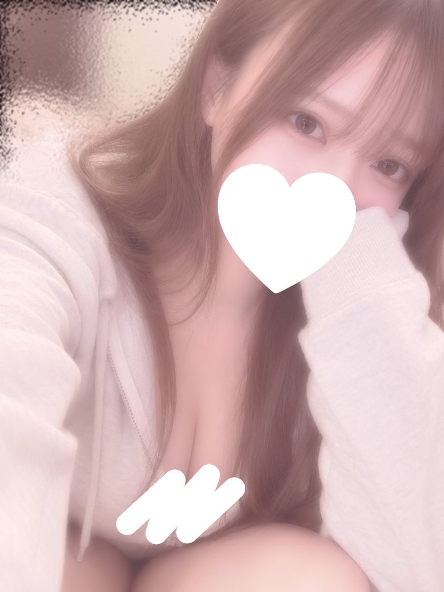 saki9895's tweet photo. おつかれさま〜🥹🤍

仕事終わってそのままちょっと寄り道してたら、
ポストするのすっかり忘れてた😂

やっと帰ってきた〜🏠✨
今日はもうゆっくりしたい気分🥱💕

みんなも今日1日おつかれさま🫶 https://t.co/aMkTAp6XRC