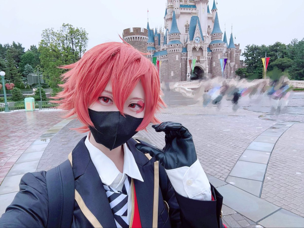 d_96_0's tweet photo. #Dハロ仮装2026 
❤️で🏰インパしてました https://t.co/gYTZsY699k