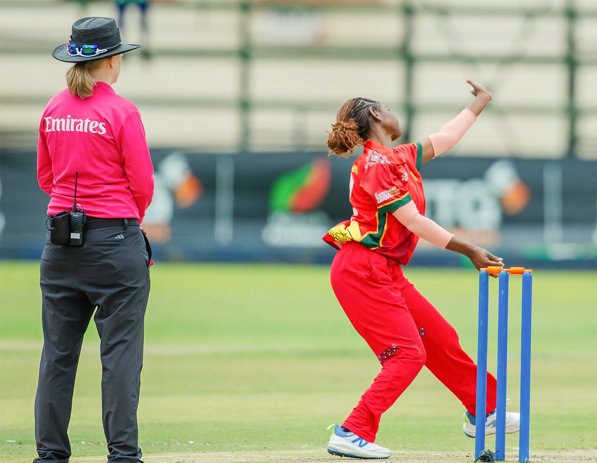 ZBCNewsonline's tweet photo. WEST INDIES SET ZIMBABWE 272 TO WIN SERIES DECIDER

West Indies have posted 271 runs, setting Zimbabwe a target of 272 in the ODI series decider. Zimbabwe now need 272 runs to secure victory and claim the series.

#ZimvsWestIndies #ZimWomen #WIWomen #ZBCNews https://t.co/IEJqTIZMZS