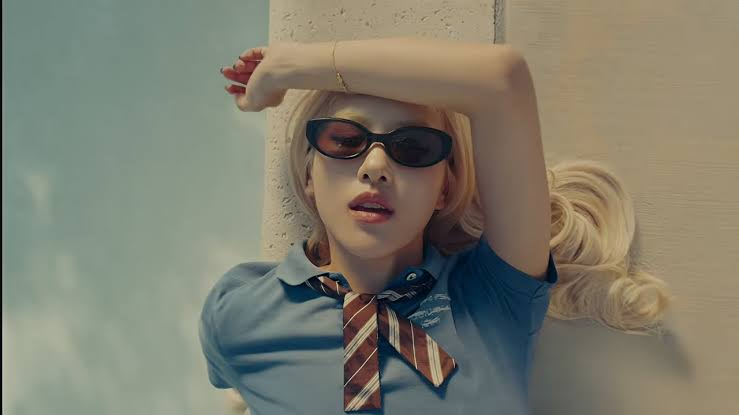 rose_usa_union's tweet photo. 🎵 "new trick" US TOP 40 Radio Play 🎵   

Position: #25 (+12)    

Spins: 2371

Audience: 4.388 Million https://t.co/YXhiLSnaPq
