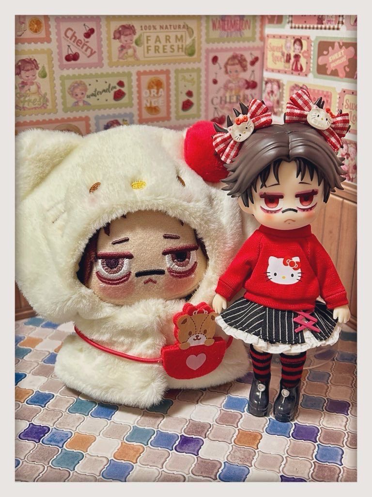 12ucha24's tweet photo. ⚠️脹相お兄ちゃんのねんかおカスタム

ちょぴろいどお兄ちゃんを作った時に
かわいいお洋服を着せたくて仕方がなかった時期で🎀をネイルパーツで作ったりして
楽しかった🥰 https://t.co/gPCayQFMn1
