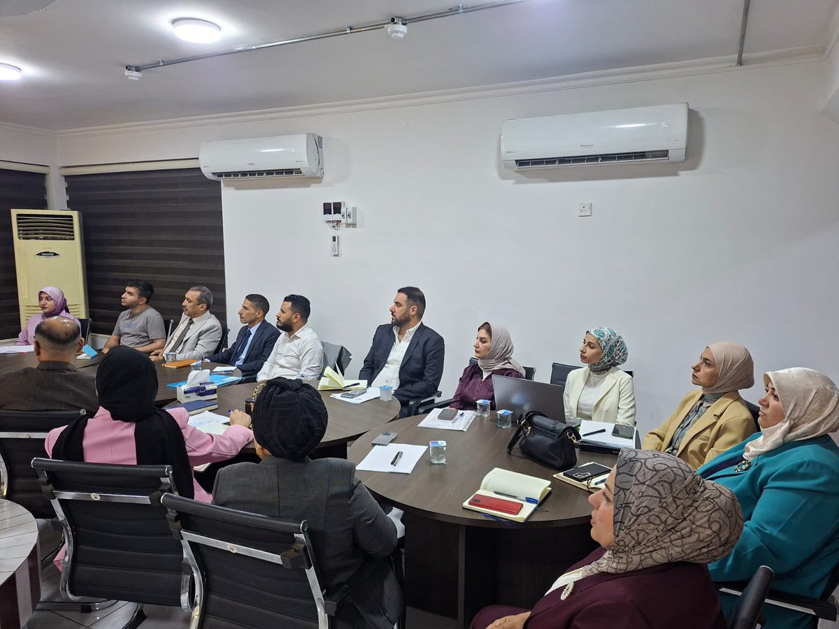 WHOIraq's tweet photo. شاركت منظمة الصحة العالمية في العراق، اليوم، في اجتماع لجنة الصحة الواحدة، الذي عقدته وزارة الصحة بحضور ممثلين عن وزارتي الزراعة والبيئة، والمؤسسات الأكاديمية، ومنظمة أطباء بلا حدود – سويسرا، لمناقشة مقاومة مضادات الميكروبات.

ركز ��لاجتماع على متابعة تنفيذ الخطة الوطنية لمكافحة مقاومة مضادات الميكروبات للأعوام 2026–2030، وتنسيق أدوار القطاعات والشركاء في الأنشطة المرتقبة للأسبوع العالمي للتوعية بمقاومة مضادات الميكروبات.

WHO Iraq participated today in a One Health Committee meeting convened by the Ministry of Health, bringing together representatives from the Ministries of Agriculture and Environment, academic institutions, and Médecins Sans Frontières (MSF) Switzerland to discuss antimicrobial resistance (AMR).

The meeting focused on following up on the implementation of the National Action Plan on Antimicrobial Resistance 2026–2030 and coordinating the roles of sectors and partners in activities planned for World AMR Awareness Week.