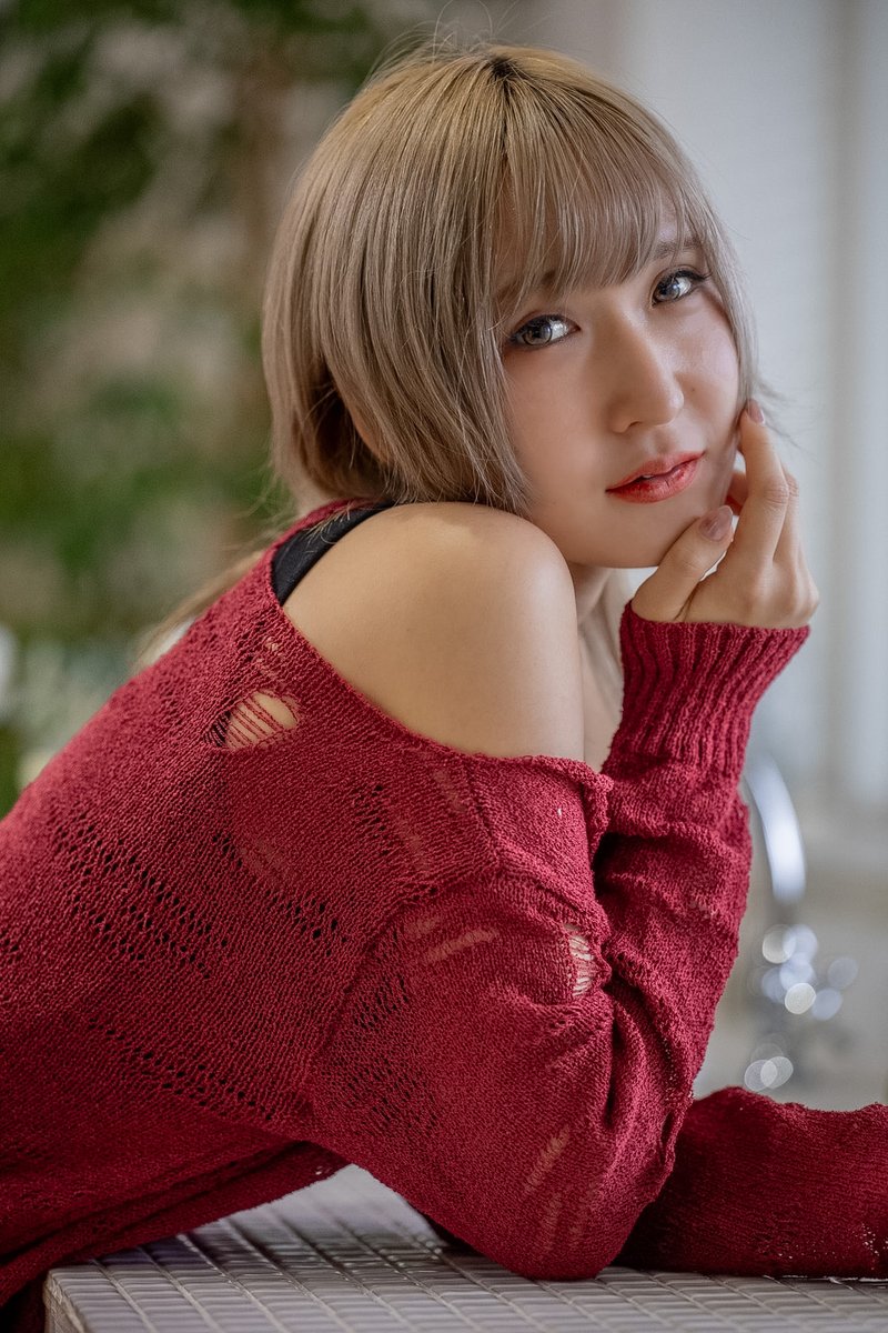 13mkou's tweet photo. Z70-200F2.8VRSⅡの135mmで撮ったポートレート。
＠mun_1220 月野むんさん
Nikonさんこのレンズ以降なんか新製品渋いね…
ポートレート撮る機会増えてるし。
プレナでも買おうかな📷 https://t.co/bed6KiRz50