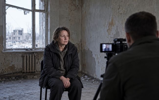 Gianl1974's tweet photo. 📼Russia is preparing fake videos featuring residents of Oleshki: they will be forced to say that they are "satisfied."

The occupiers plan to film dozens of staged videos in the blockaded city. Local residents, who have been starving for a long time, will be forced to say on camera that they are "satisfied and happy."

Approximately 2,000 people remain in Oleshki without electricity, gas, or food. Ukrainian soldiers are delivering food by drones, but the Russians are shooting down the drones and confiscating the aid. The Ukrainian Ministry of Foreign Affairs calls on partners to demand that Russia provide immediate humanitarian access to the city.
