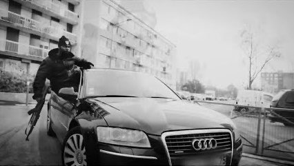 359mora's tweet photo. Criminou à la limite, reste sur le coté, tu n’est pas avec nous. https://t.co/OUp3XoLiaq