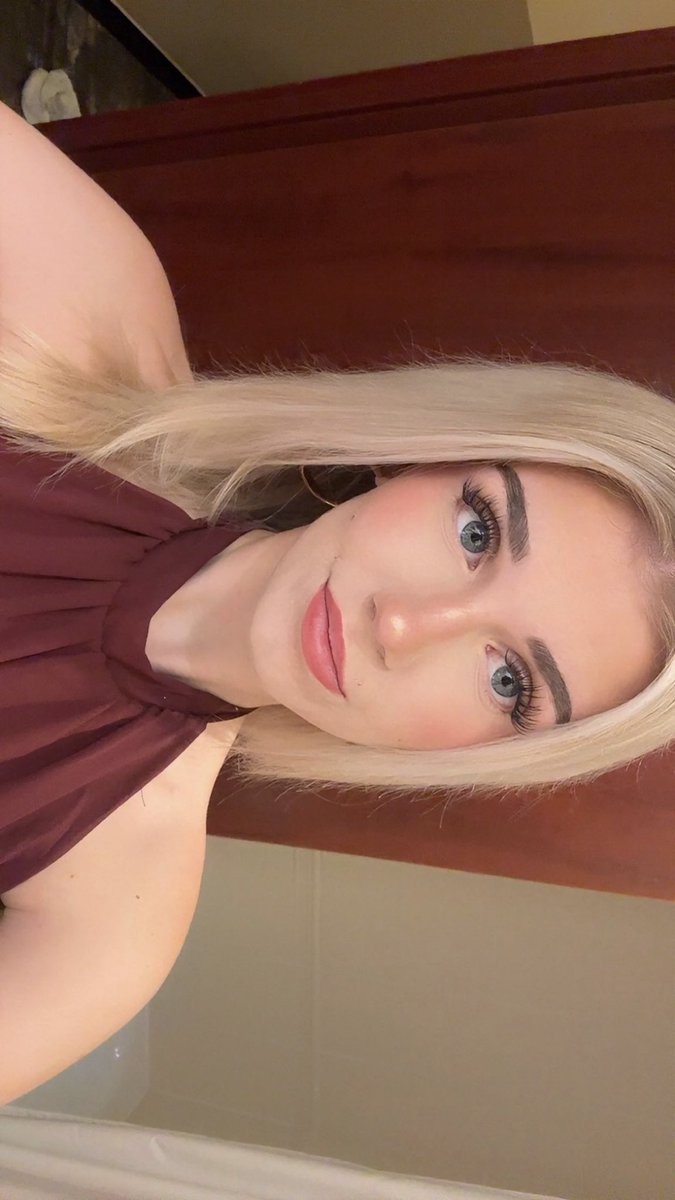 Anna0Anna0q's tweet photo. Zal ik morgen maar weer eens gaan shoppen van jullie geld? Zit te twijfelen… of Breda of Rotterdam 🤔 waar zullen de braafste losers zijn?

Findombe femdombe femdomnl findom findomde https://t.co/HdIBkcdVpp