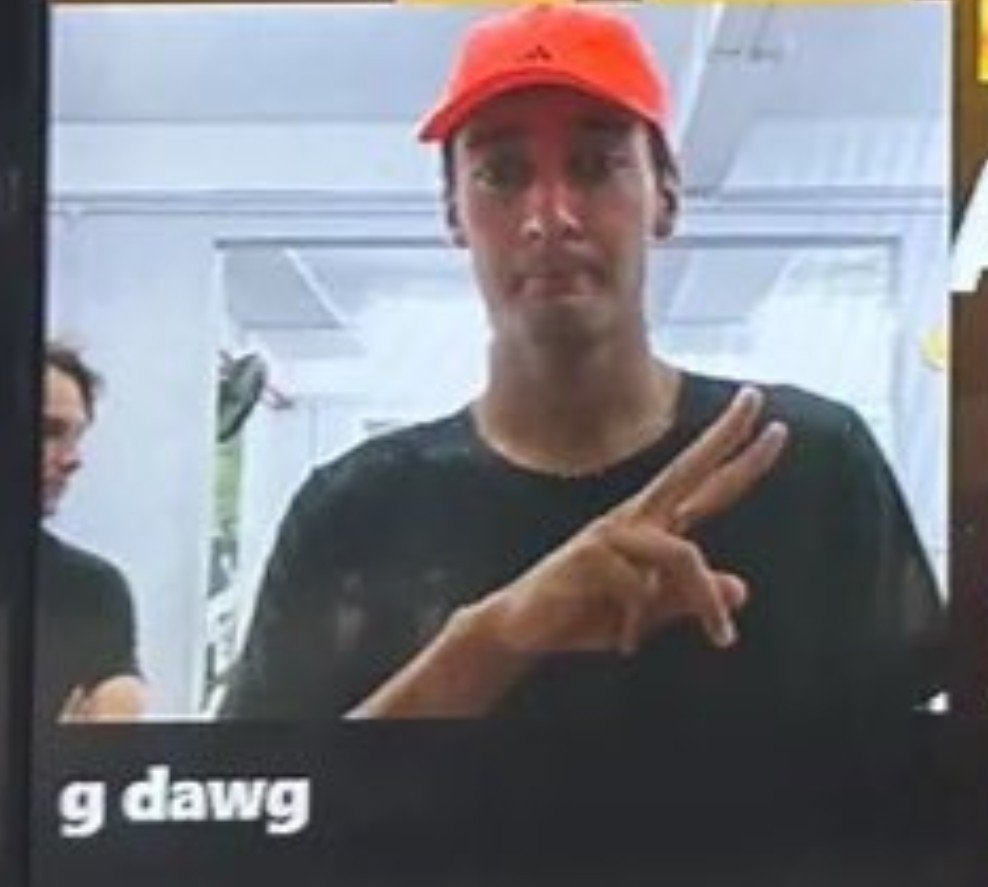 strawtweedledee's tweet photo. you better not mess with my gang or you'll be messing with g dawg, albino, gabri and worst of all...op https://t.co/RUCw0jp8ZM