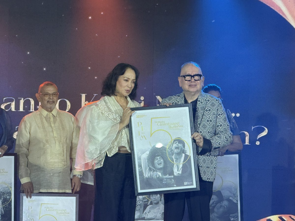 mjfelipe's tweet photo. LOOK: Philippine movie icons like Charo Santos, Gloria Diaz, Elizabeth Oropesa and Rez Cortez received commemorative posters of their iconic films that made a huge impact in many generations. 

"Itim" - Charo Santos 
"Insiang" - Rez Cortez 
"Tatlong Taong Walang Diyos" - 
"Minsa'y Isang Gamu-Gamo" - Ian de Leon for Nora Aunor
"Nunal sa Tubig" - Elizabeth Oropesa 
"Ganito Kami Noon, Paano kayo Ngayon" - Gloria Diaz