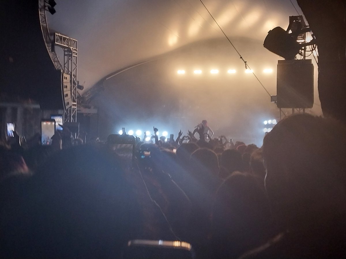 PICKETSEEDS's tweet photo. @magic1wantu UR SO LUCKY, I WAS GONNA DIE IF I WENT UP THERE https://t.co/4Ti2h11tj8