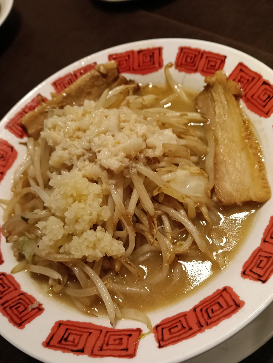 ZTMY_8810's tweet photo. バミ飲み🍺
つかバーミヤンで二郎系食えるの最高すぎる！
二郎系をビールで流し込むのマジ犯罪級にうめぇ https://t.co/kf9bz0J1tv