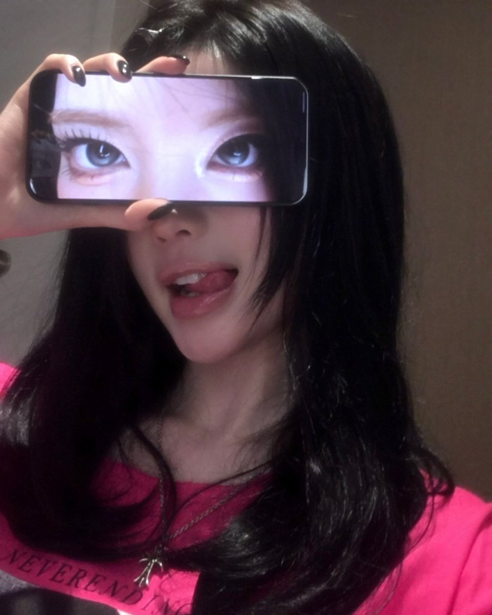 fairyasa37's tweet photo. pretty girl in pink 💘 https://t.co/3qfxnIHEPh
