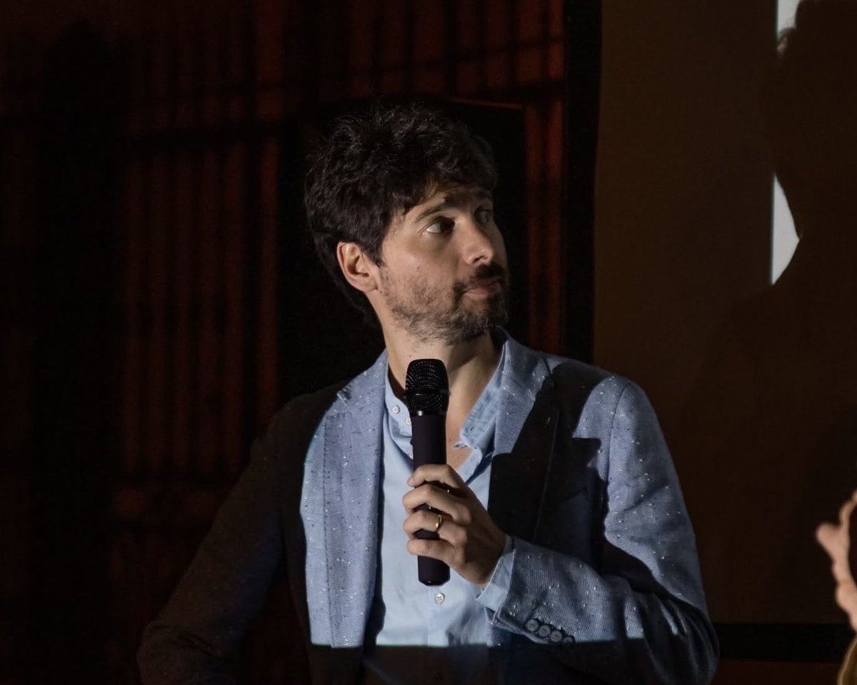 AngeloSateriale's tweet photo. Da oggi sono ufficialmente aperte le iscrizioni alla quarta edizione del Festival Aquicorto! Sono felice di vedere proseguire la collaborazione con Katiuscia Tomei e Attilio Pietrantoni, nella splendida cornice de L’Aquila (AQ). https://t.co/O8O2SGBJqD