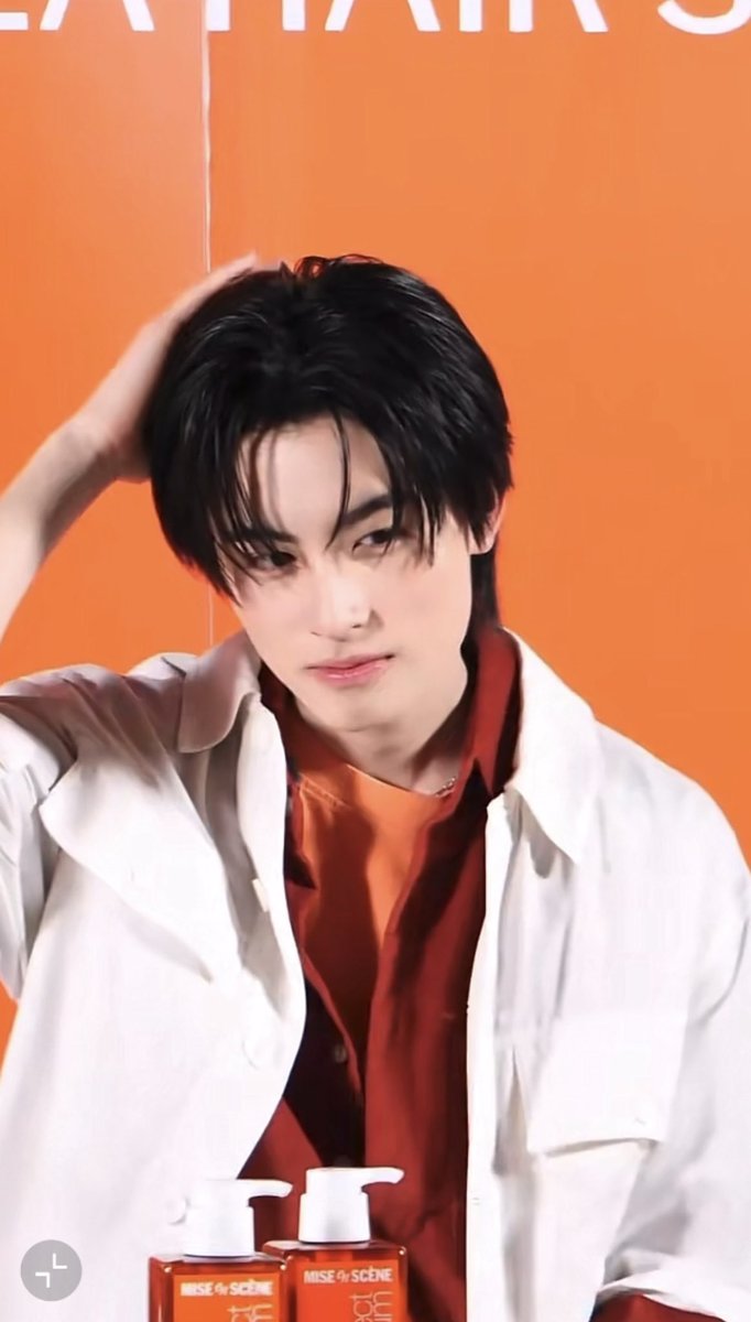 IDEAZONETIMER's tweet photo. ทาเซรั่มผมแบบพี่อชิ ผมเดรสสสส

MISE EN SCENE AA HAIR MARK

#AAashirakorn 
#MISEenSCENEXAA https://t.co/1y30PFVydn