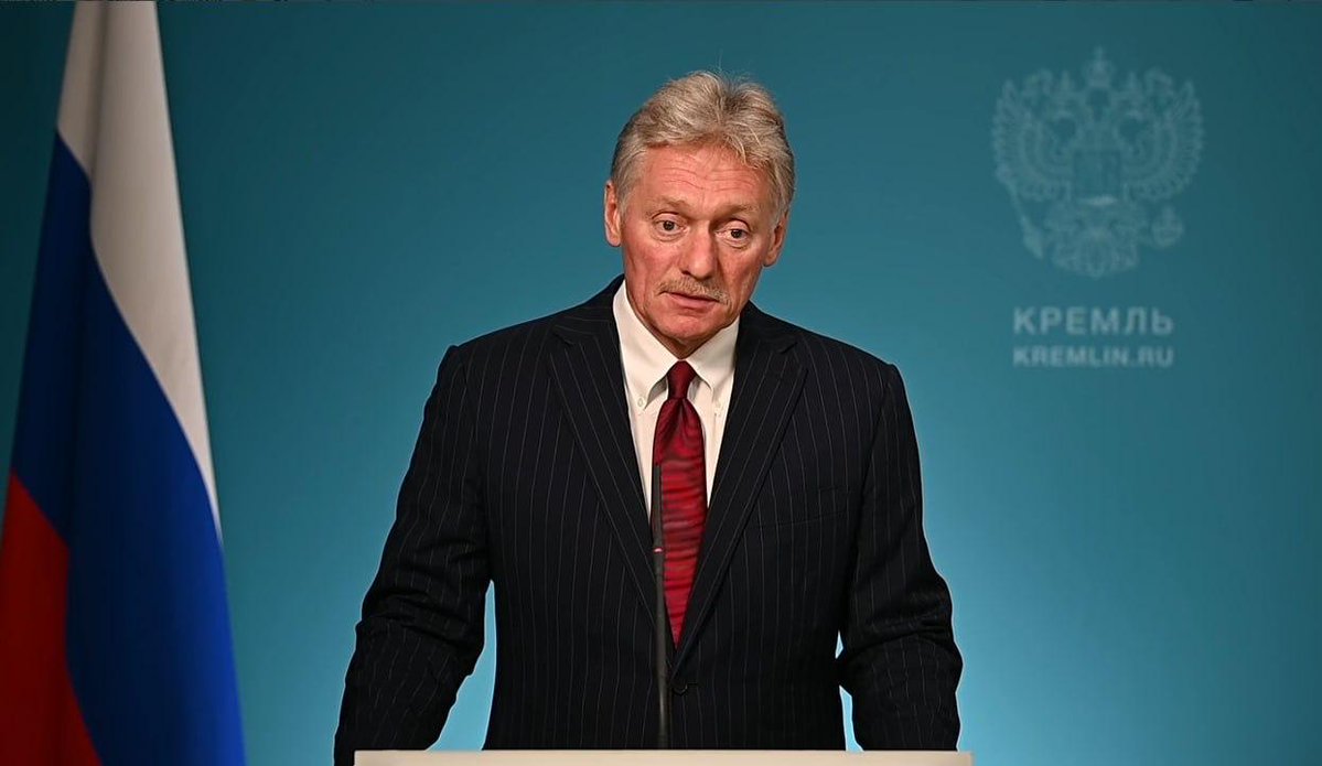 nexta_tv's tweet photo. 🤡 Peskov claims there are no political prisoners in Russia

“Russia categorically denies having political prisoners, so the issue of their release in exchange for easing sanctions was not discussed,” the Kremlin spokesman said.

There are more than 5,000 people in Russia being persecuted for political reasons, of whom at least 1,400 have been recognized by human rights defenders as prisoners of conscience.