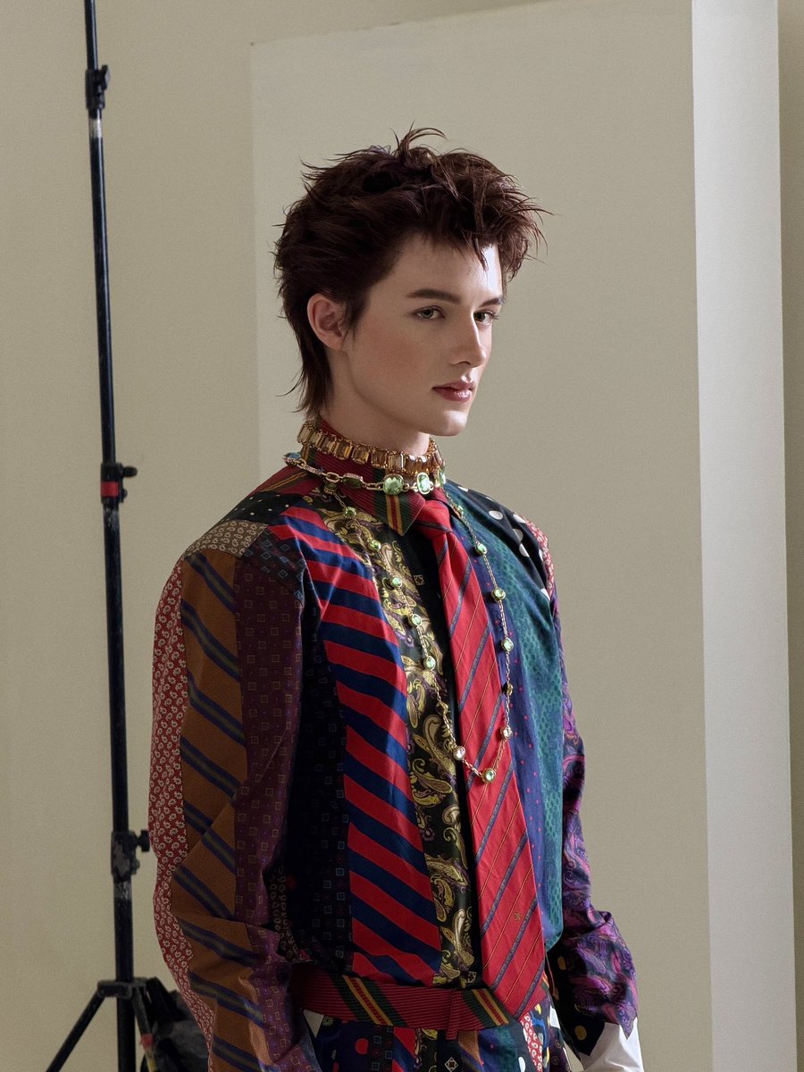 leonbrocco's tweet photo. บรีฟ : อะไรก็ได้แต่เลขอใส่เนกไทครับ
💛👔💎🍎 #LEONBROCCO https://t.co/KPLpXAHJFY