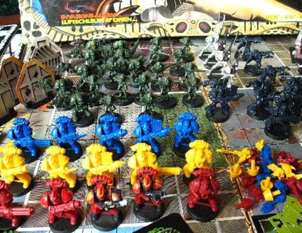 AllmightoFranky's tweet photo. [2/2] Plus sombre et violent le jeu a été un gros succès mais un peu moins que HeroQuest.Deux extensions ont vu le jour,mais une seule en France. Le magazine #WhiteDwarf proposait aussi des scénarios et règles bonus!Merci d’avoir suivi tout le mois mes publications 🙏🙏 https://t.co/NT4YcKN046