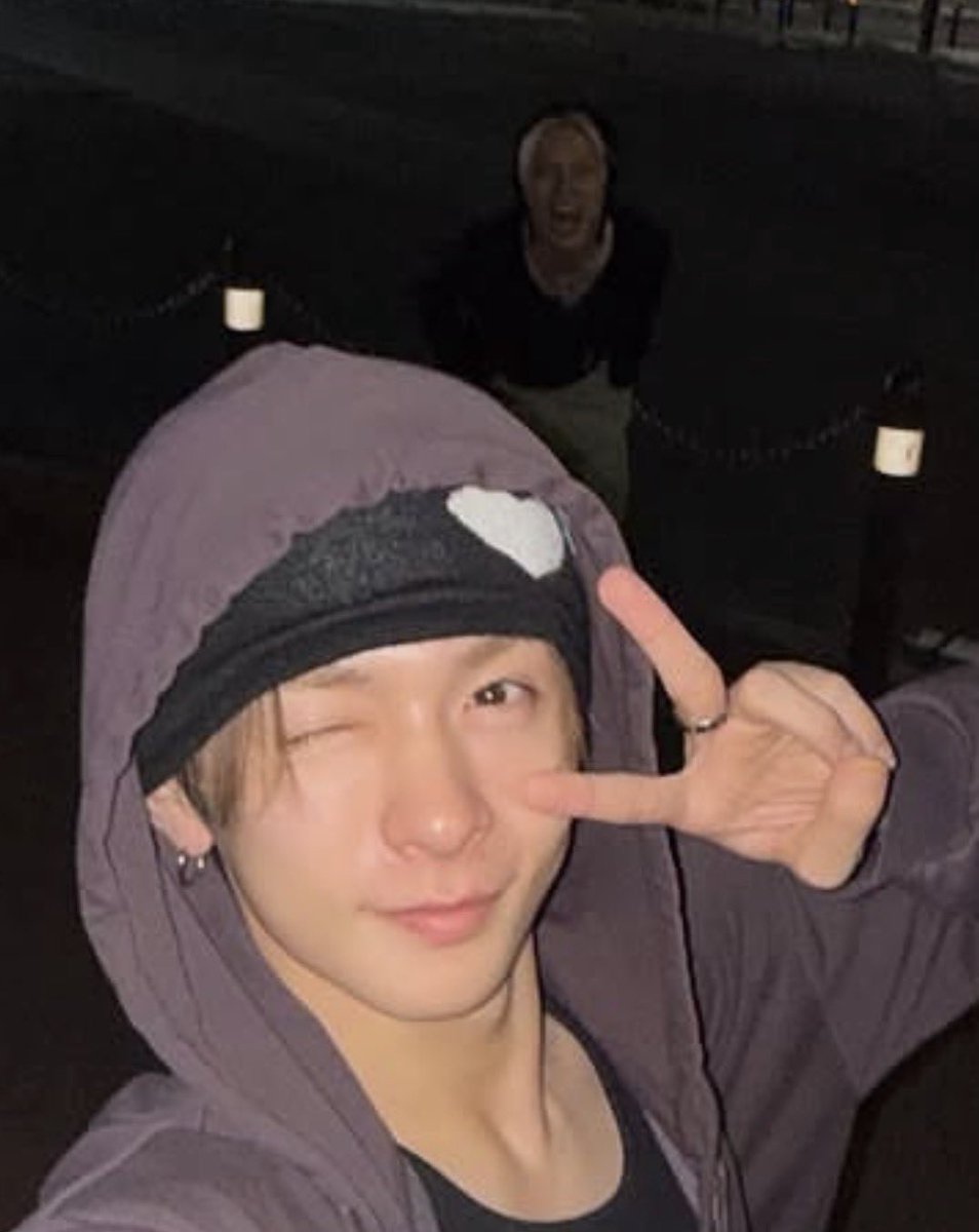 yj__122o's tweet photo. 奥のリーダーやばいドカ笑顔(˶ᐢᗜᐢ˶) https://t.co/XUBQfF0Kku