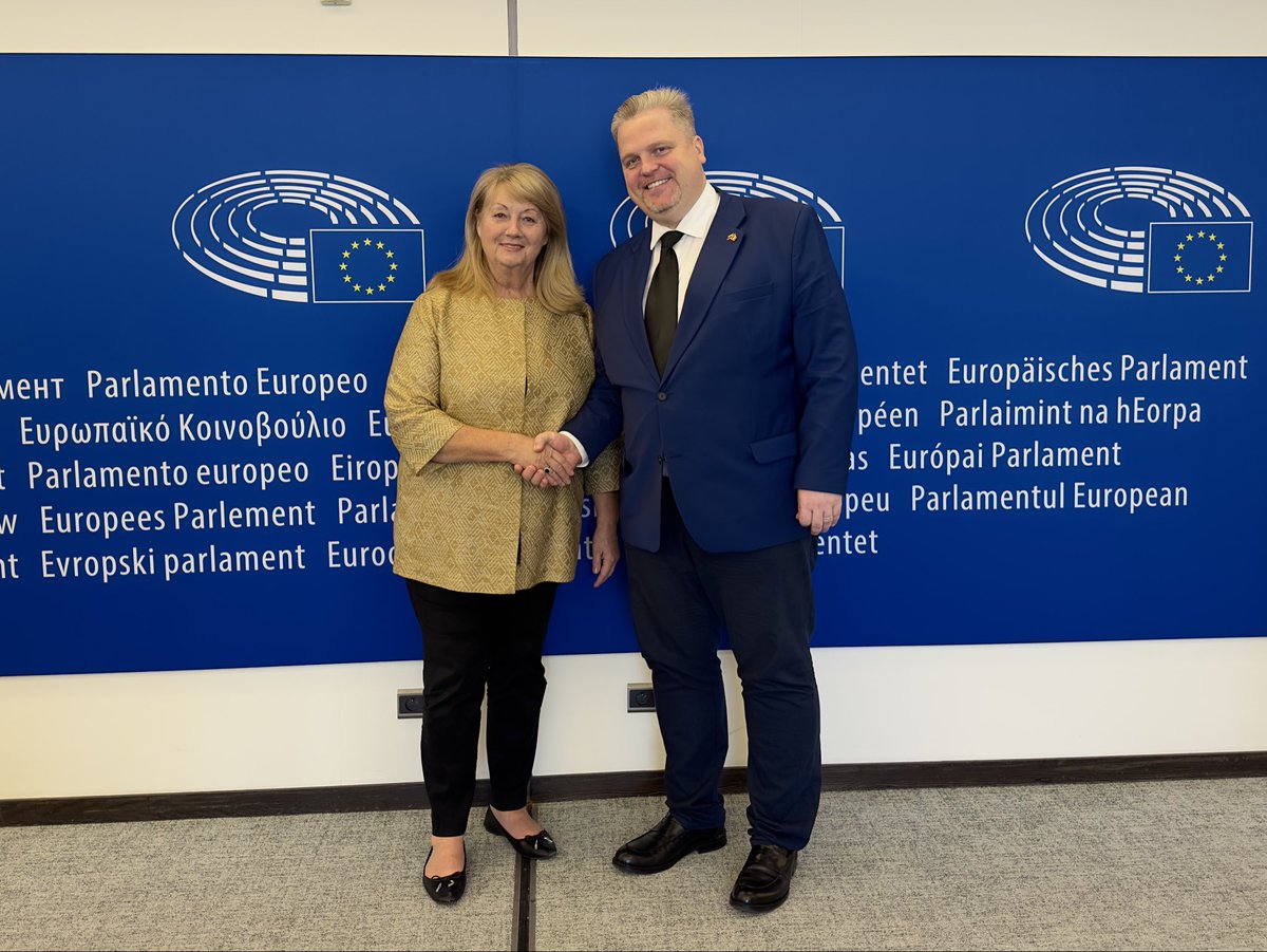 LithuaniaFinMin's tweet photo. Back at the European Parliament for the final day of meetings in Brussels.

Finance Minister @Taurimas Valys met with MEP Vilija Blinkevičiūtė to exchange views on the challenges facing Europe and the work ahead as Lithuania prepares for #LT27EU. 🇪🇺 https://t.co/l6kKPJcbIx