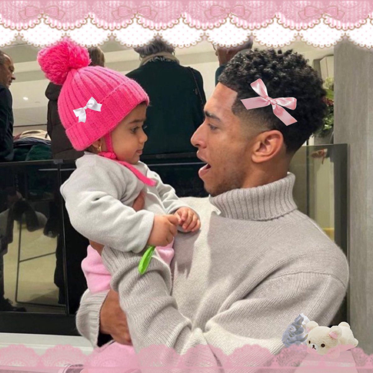 Bariewnaed's tweet photo. Omega Jude having cute mama moments with babies - a thread🎀🪡🪽 https://t.co/l49WmfC2Xm