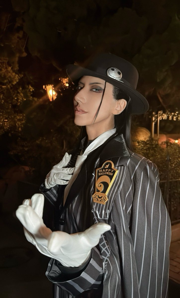 7_nnc7's tweet photo. 日曜日はNBC🐍
ホンテ2回も乗れて嬉しかった〜〜🎃

#Dハロ仮装2026
#Dハロツイステ https://t.co/Mdk0t5Ht51