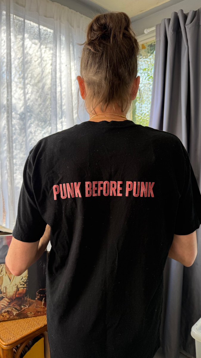 SuburbanWarner's tweet photo. After 52 years - part of our 50th anniversary finale Astor Theatre #perth #punk DavevWarner’s from the Suburbs https://t.co/jQL3CftcTY
