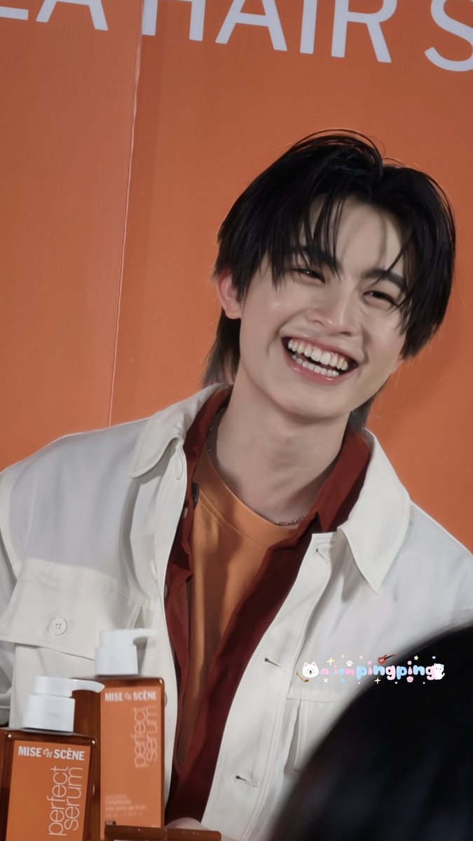 _iampingping's tweet photo. พระอาทิตย์ยังต้องแพ้รอยยิ้มเอเออะ 🥺✨

MISE EN SCENE AA HAIR MASK 
#MISEenSCENEXAA
#AAashirakorn https://t.co/RnROXKaSJc