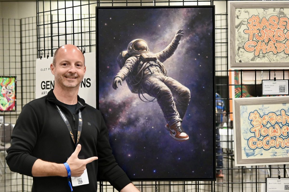 clctibles's tweet photo. The one and only @MichaelNaples.

📸 His piece “21 Million Miles from Home” turned heads as visitors of the @MWBTCSummit showed up to the Expo hall.

Thanks for joining us, Michael! https://t.co/mezLL46kHm