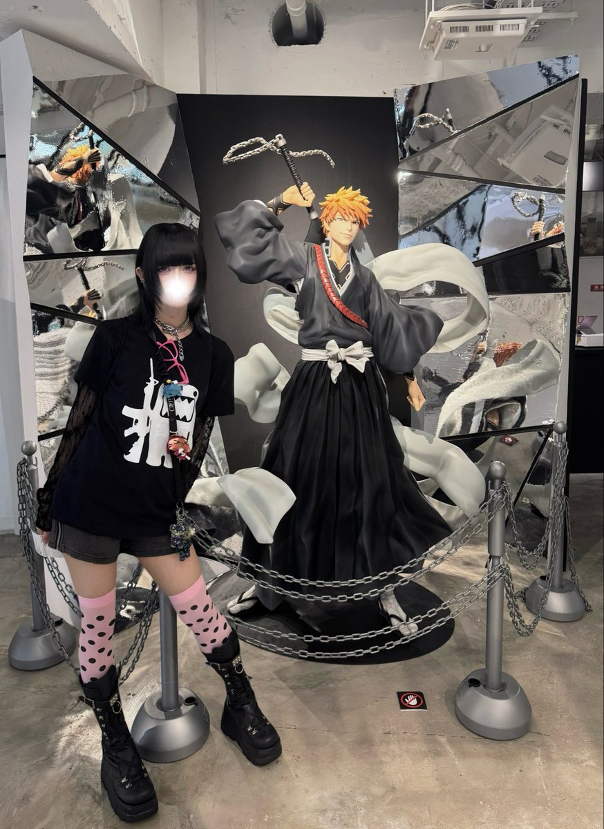 4ny1SG__'s tweet photo. シブヤBLEACHばっかだᵎᵎᵎ ずっとこれがいい https://t.co/iCLpswbBwY