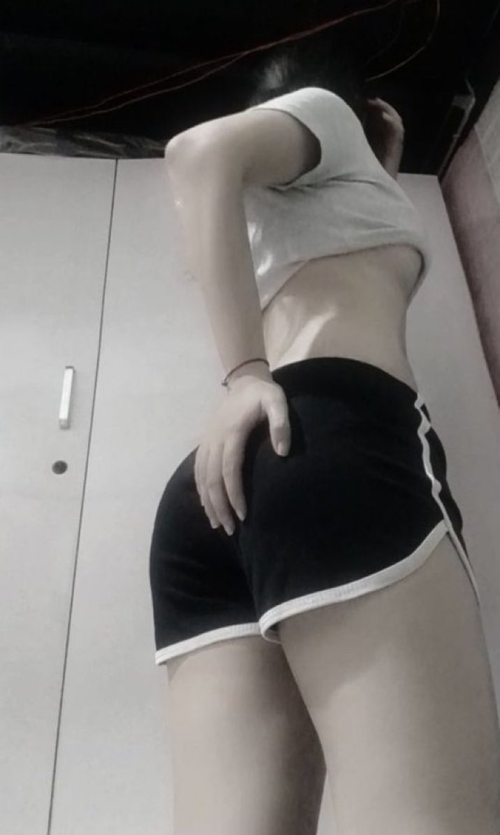 tuuyendayne's tweet photo. Ngứa đít 😜 https://t.co/LHCBU4BzfX
