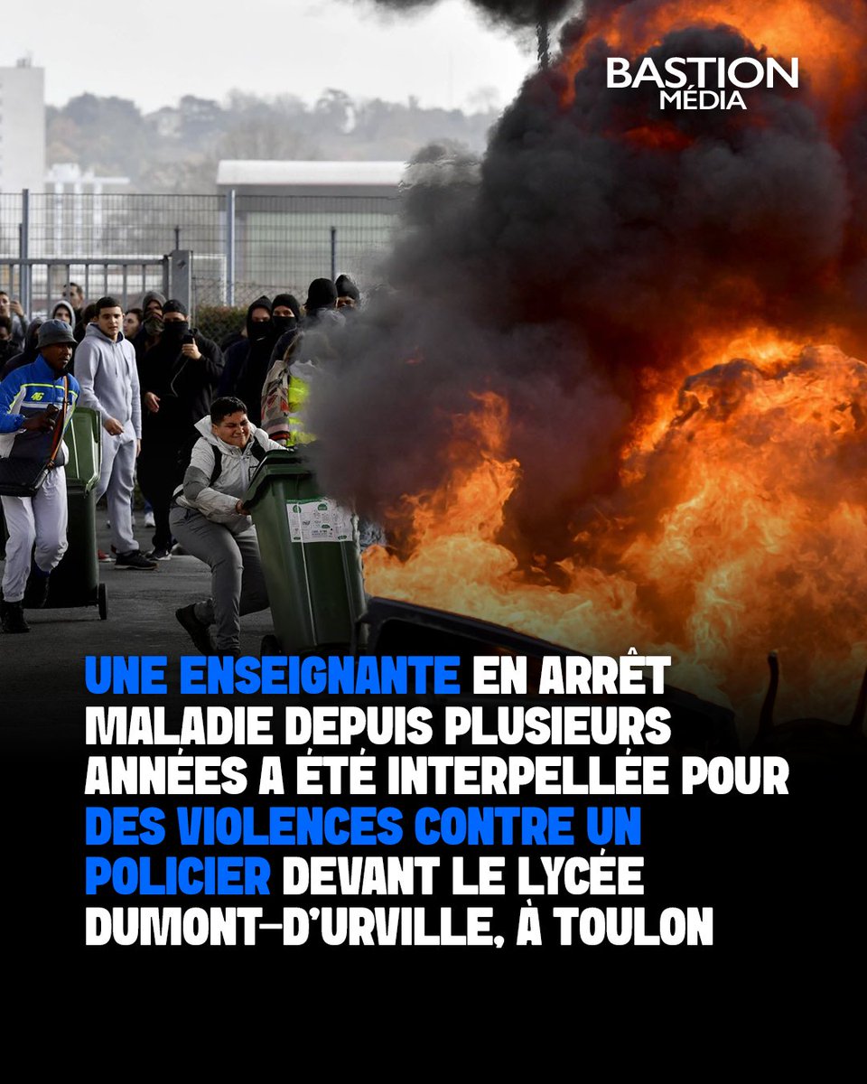 BastionMediaFR's tweet photo. 🔴🇫🇷 𝗙𝗟𝗔𝗦𝗛 𝗜𝗡𝗙𝗢 — Une enseignante en arrêt maladie depuis plusieurs années a été interpellée pour des VIOLENCES contre un policier devant le lycée Dumont-d’Urville, à Toulon.

Venue participer à la mobilisation des lycéens devant l’établissement, la trentenaire s’est opposée aux forces de l’ordre et a appelé les élèves à ne pas écouter les policiers.

Alors que le calme était revenu et que les lycéens remettaient les containers poubelles à leur place, elle en a saisi un avant de le lancer de toutes ses forces en direction d’un policier.

Elle a été interpellée et placée en garde à vue pour « violence volontaire sur personne dépositaire de l’autorité publique ». Plus tôt dans la matinée, les policiers avaient également essuyé des tirs de mortiers.

(Source : ICI Provence)