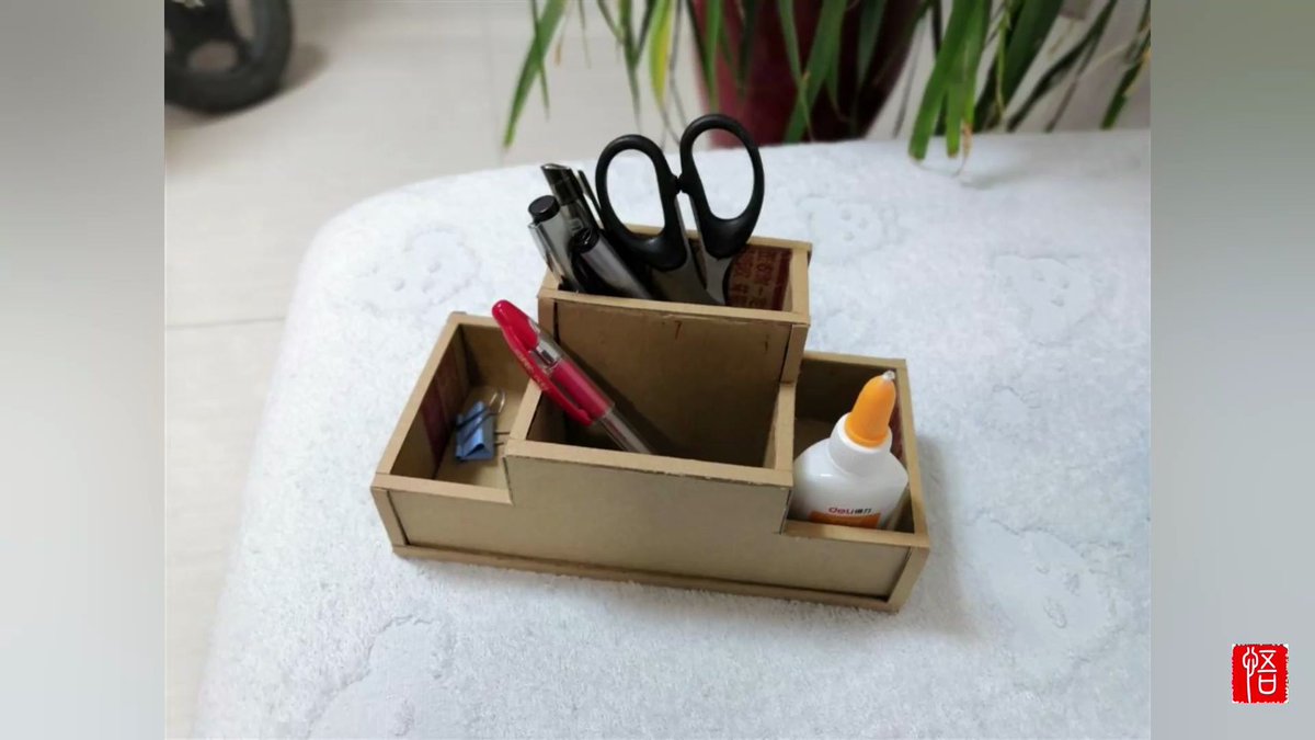 Upsonhzxq's tweet photo. Transformé una vieja cajita de madera en un organizador práctico para lápices, ahora mi escritorio se ve super ordenado! ， https://t.co/S5pHuZHDdA