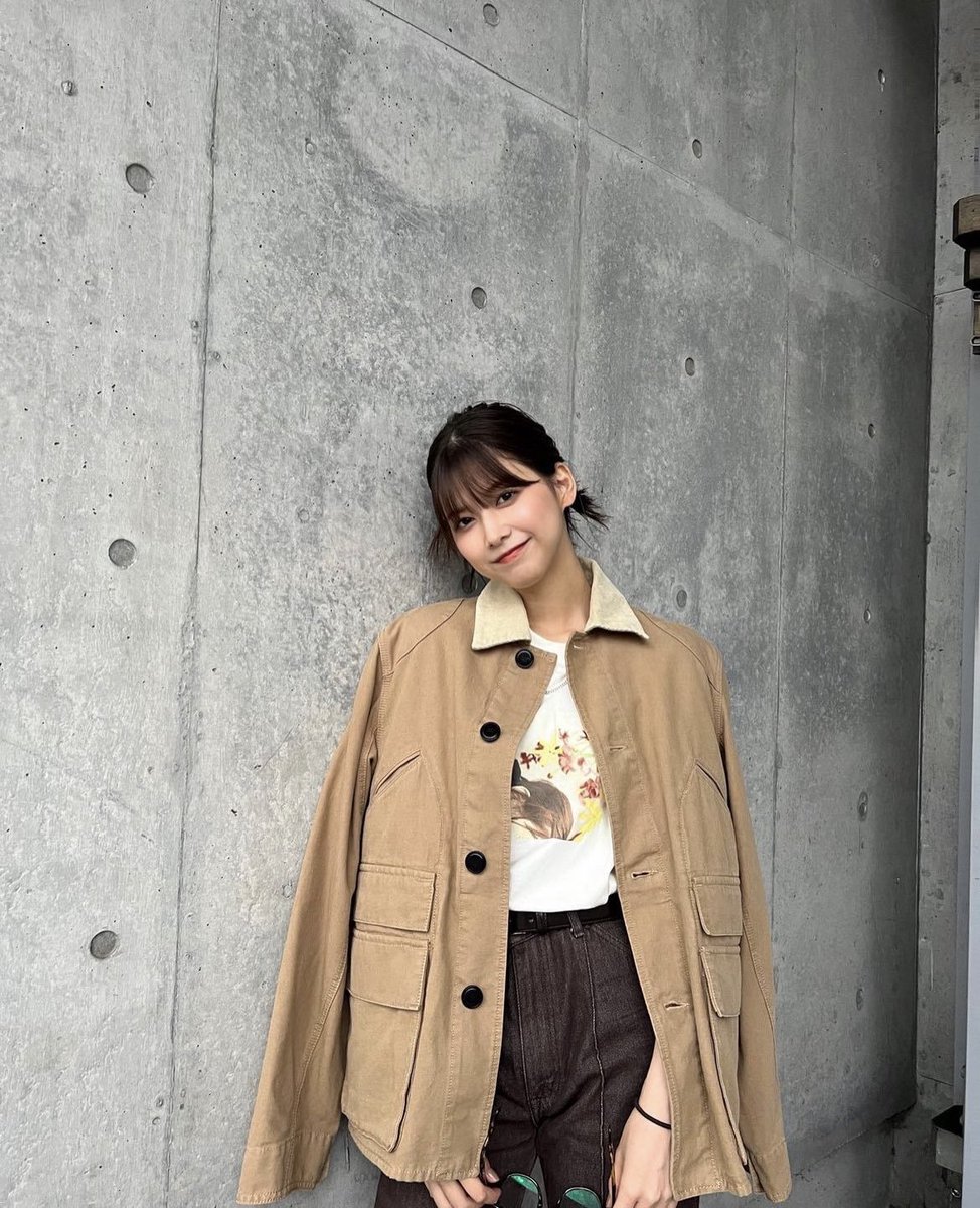 Kaachan0727's tweet photo. 理佐ちゃん櫻坂卒業後も律儀にライブ見に来てくれてたけど、表舞台からいなくなったからライブも見に来なくて、なんていうか元気そうだなっていう確認がオタク���ベルじゃ一生できないのが辛い。インスタとかも一切やらなくてキッパリさっぱりしてて理佐ちゃんって感じでかっこいいけど、お顔見たいよ🥲 https://t.co/jlTtOf81nw