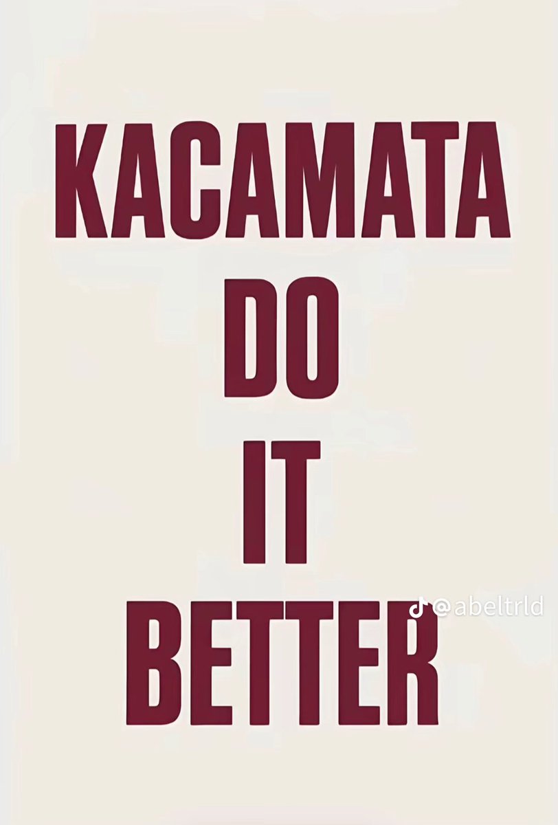 shotbwrryls's tweet photo. no kacamata looks good, BUT https://t.co/bJZBbGOdKi