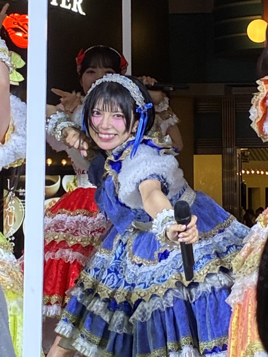 ebitomomogasuki's tweet photo. リリイベ舞浜〜🏰
最高は終わらないスタート神❕❕
発売日に来られてうれちまるユニコーン侍🦄
#Appare! #虹ベ
#Appareやったれ横アリ0523 https://t.co/fDqHbnLmKh